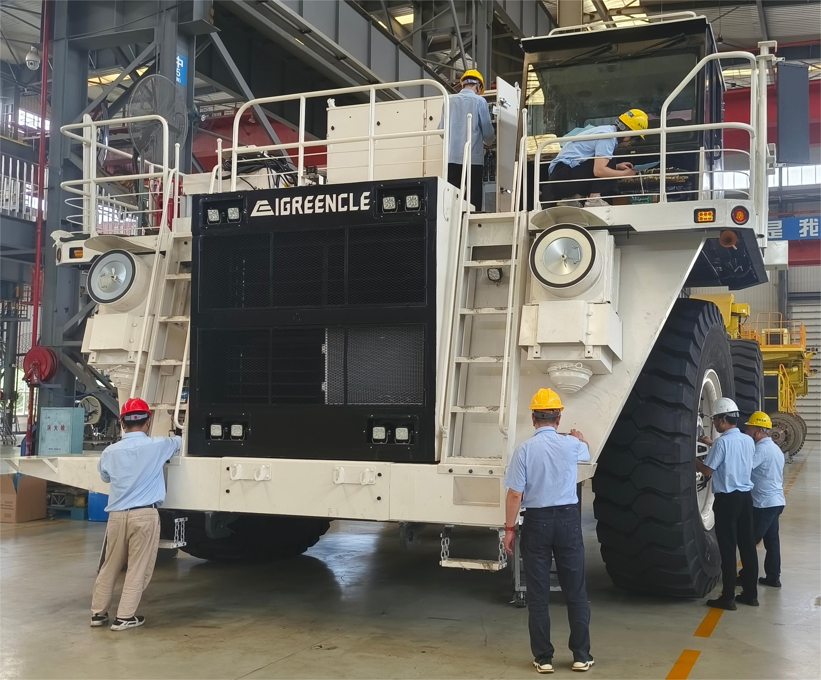 重装现场-张杰.jpg 重装现场-张杰.jpg